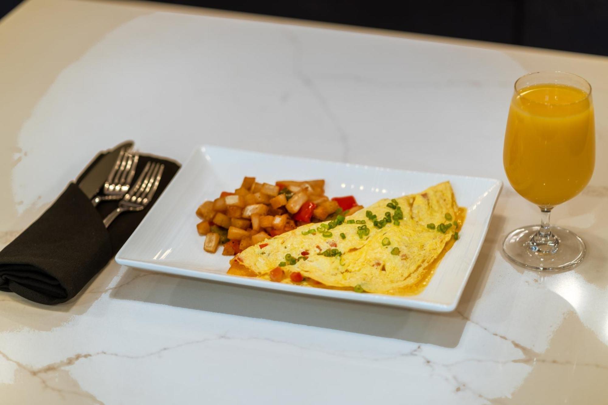 Crowne Plaza Atlanta Ne - Norcross Hotell Eksteriør bilde