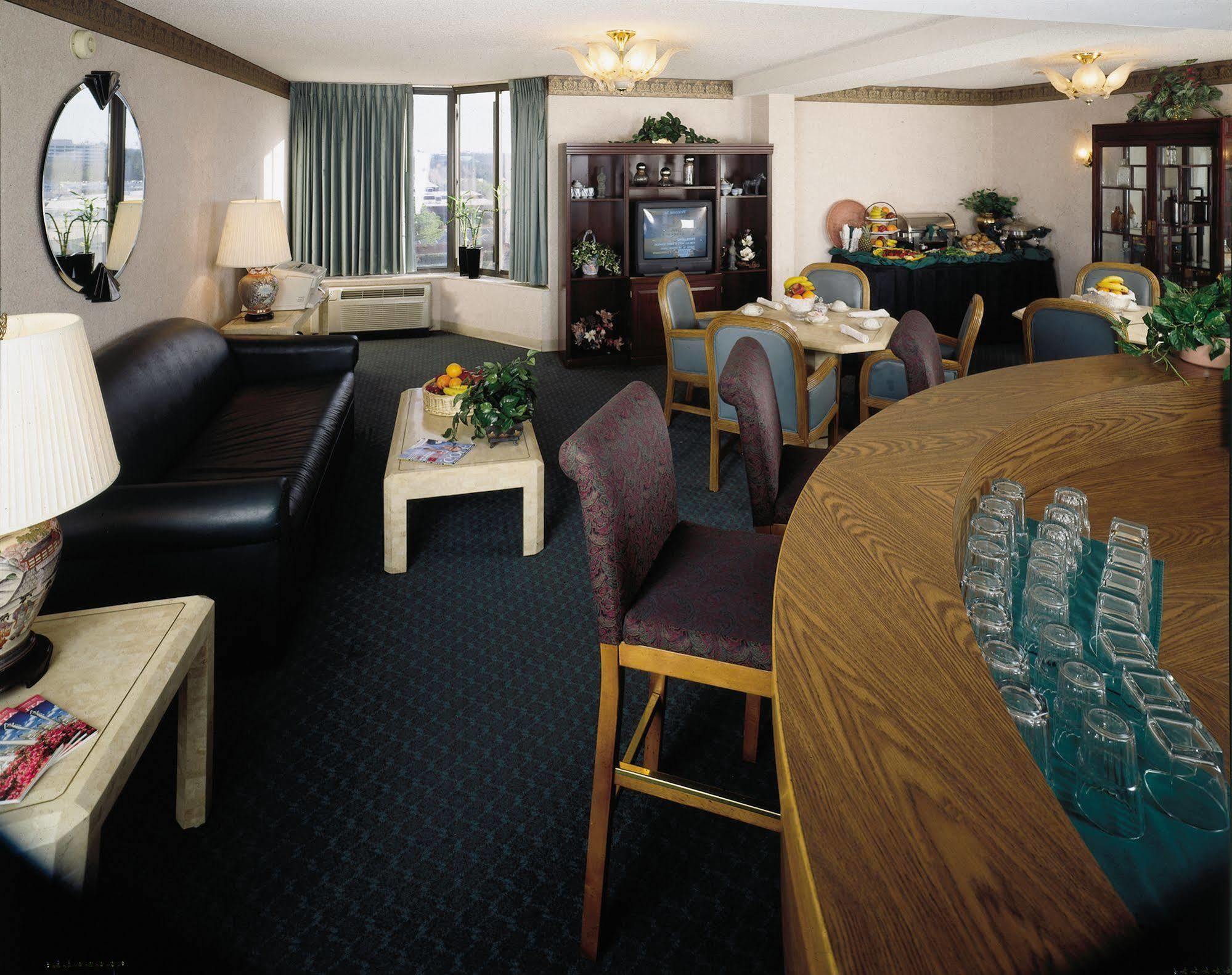 Crowne Plaza Atlanta Ne - Norcross Hotell Eksteriør bilde